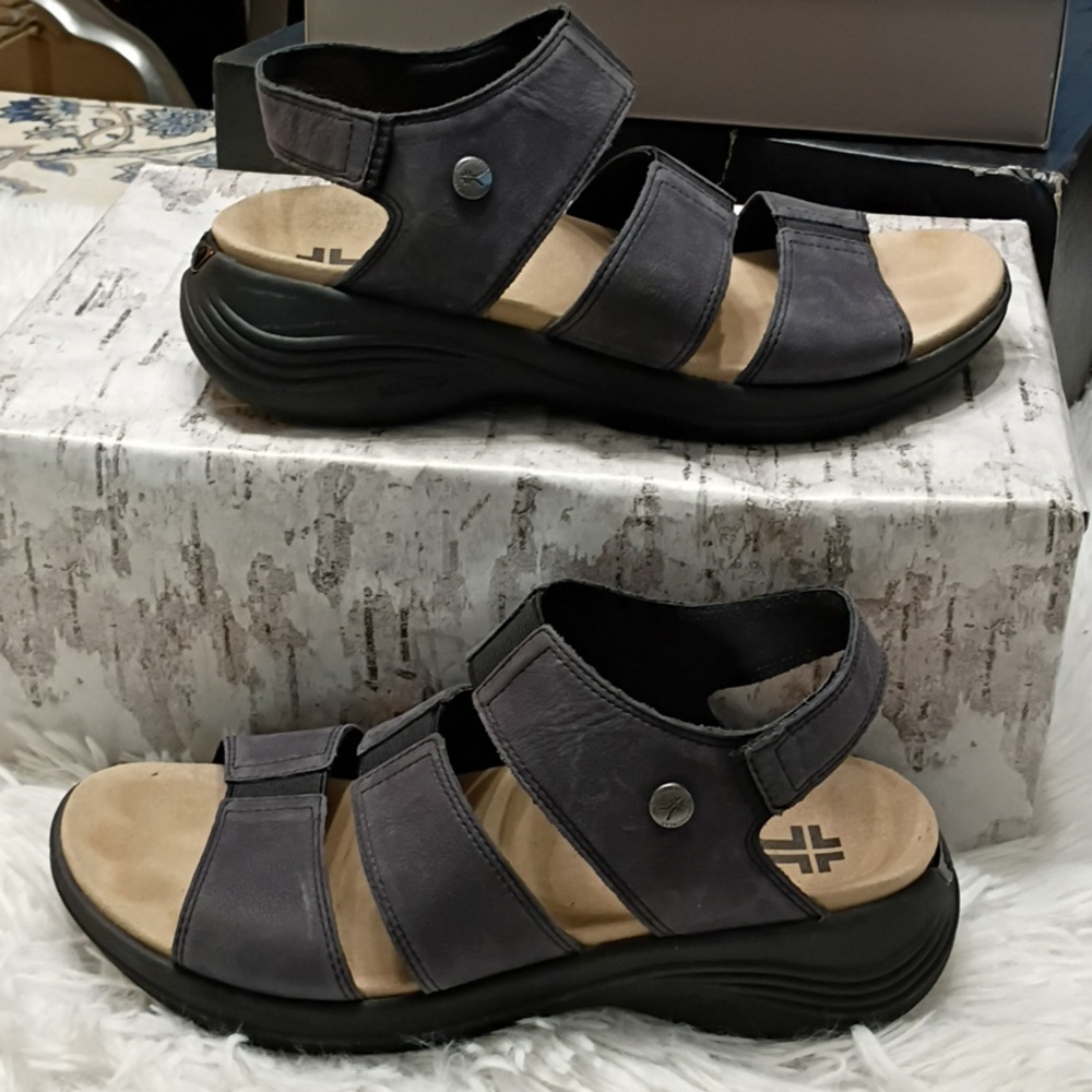 KURU Cloud Coda Muse Black  Strap Sandals 8M Plantar Fascitis Arch Support